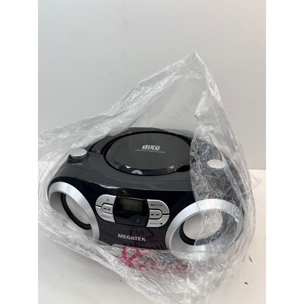 Megatek Portable CD Player Boombox Bluetooth FM Radio USB Black CB-M25BT